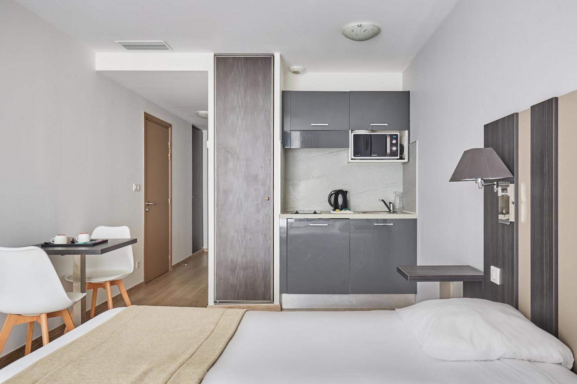 Appart Hotel Odalys City Montpellier Les Occitanes Exterior photo